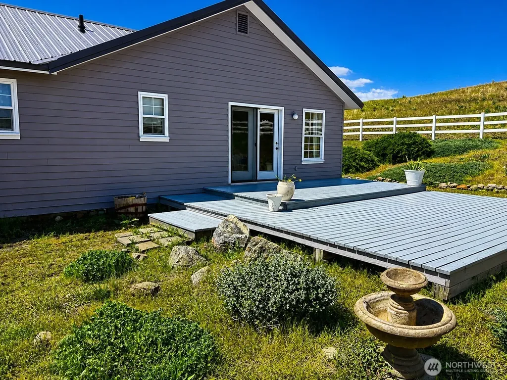 492 Pine Creek Road Tonasket WA 98855