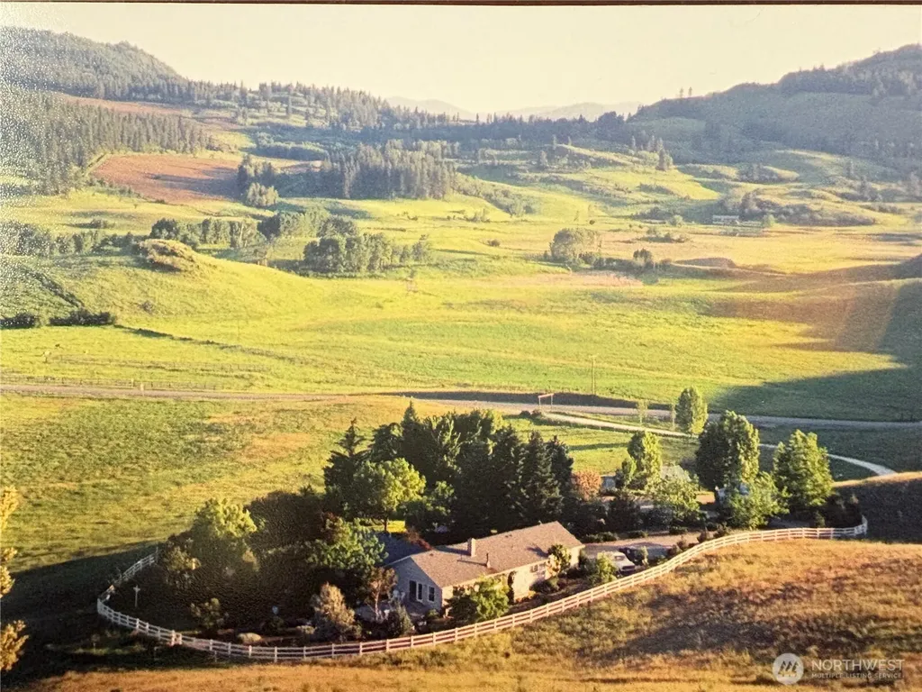 492 Pine Creek Road Tonasket WA 98855