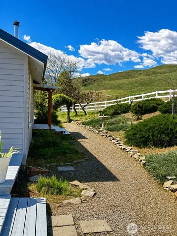 492 Pine Creek Road Tonasket WA 98855