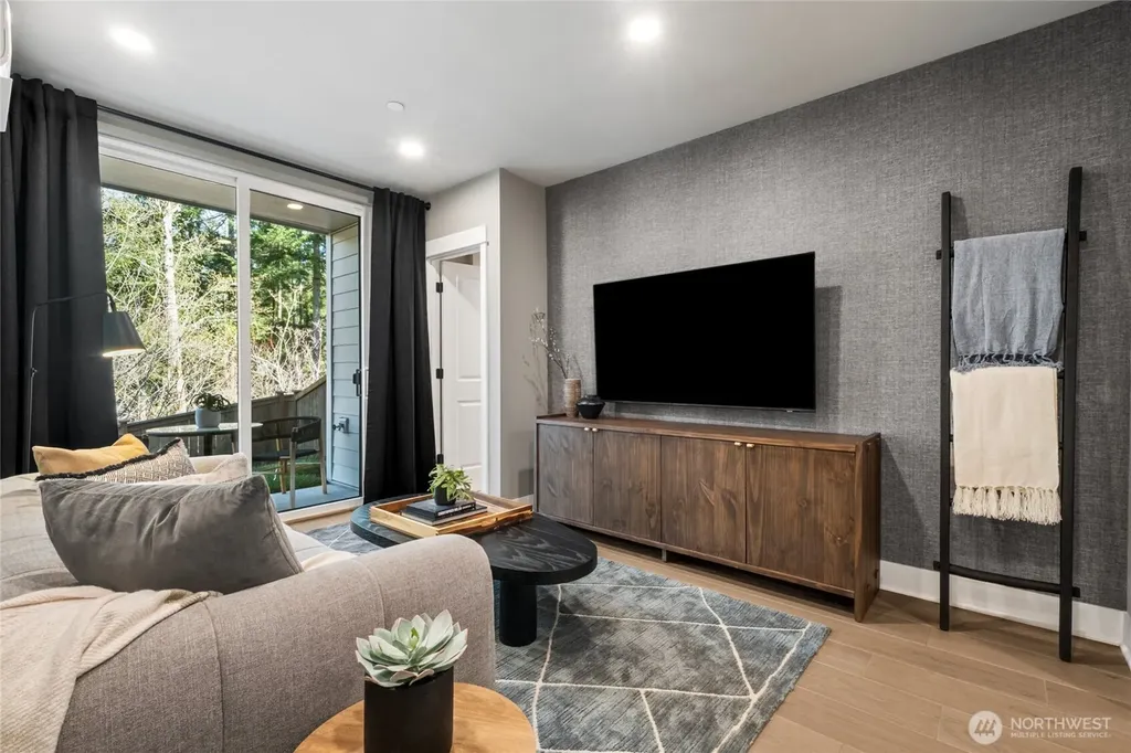 8611 Summit Avenue SE Snoqualmie WA 98065