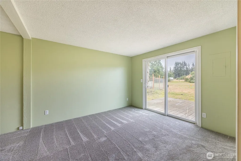 1012 River Road Sequim WA 98382