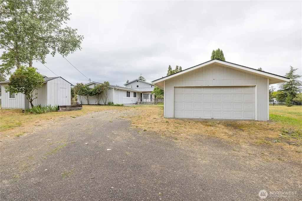 1012 River Road Sequim WA 98382