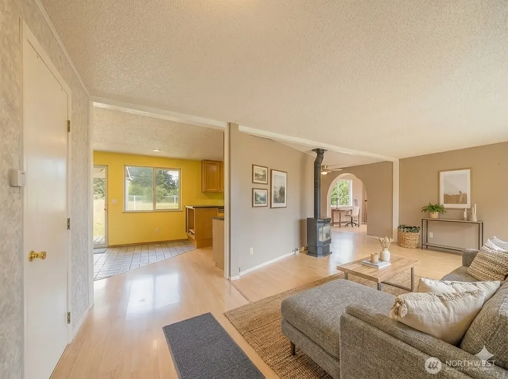 1012 River Road Sequim WA 98382