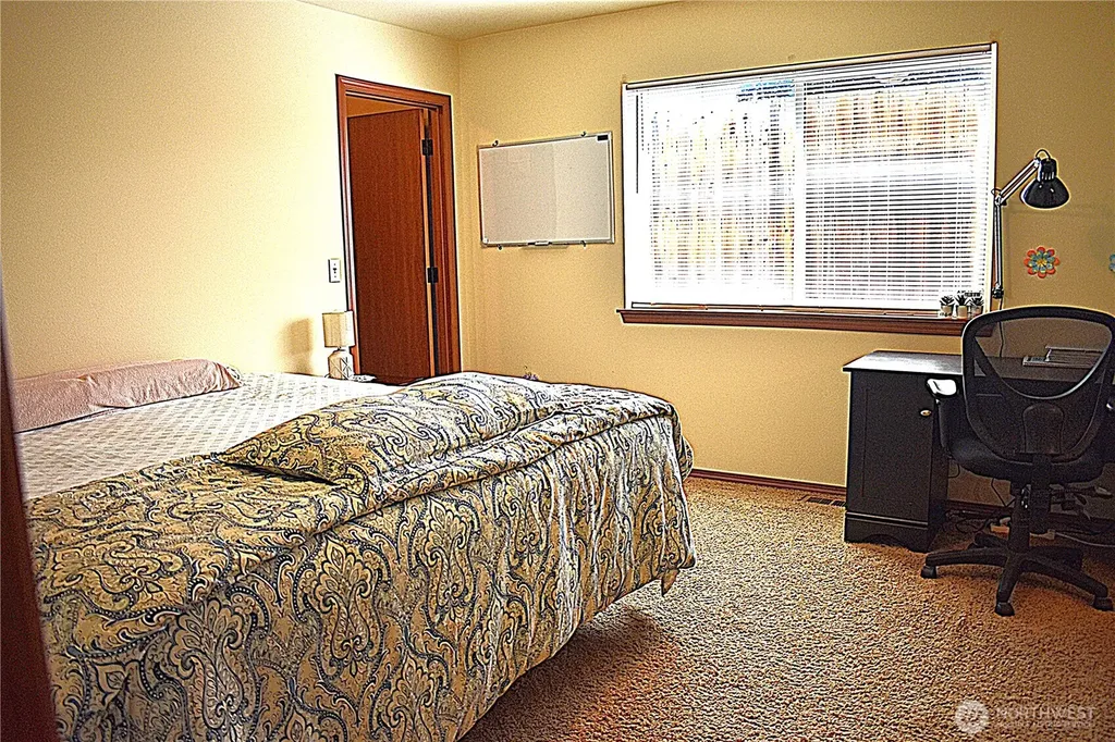 20236 White Rock Loop SW Centralia WA 98531