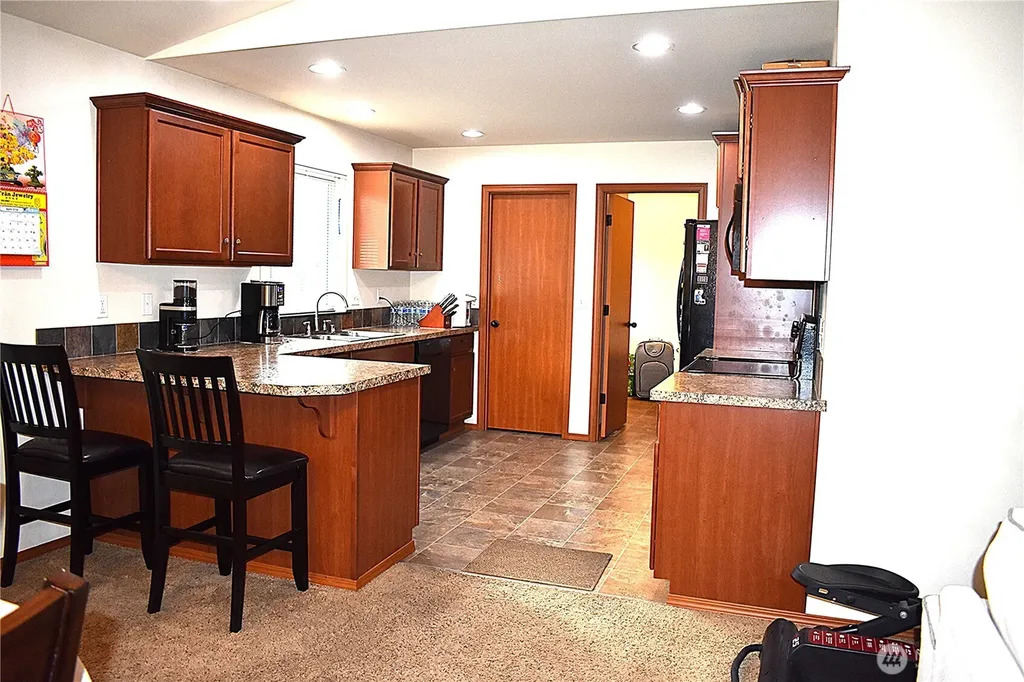 20236 White Rock Loop SW Centralia WA 98531