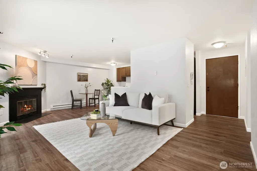 1100 NE Harrington Avenue NE Renton WA 98056