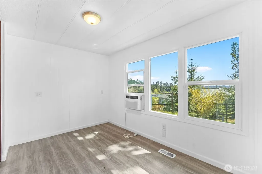 2419 Jahn Avenue NW Gig Harbor WA 98335
