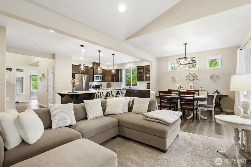 1402 89th Avenue SE Tumwater WA 98501