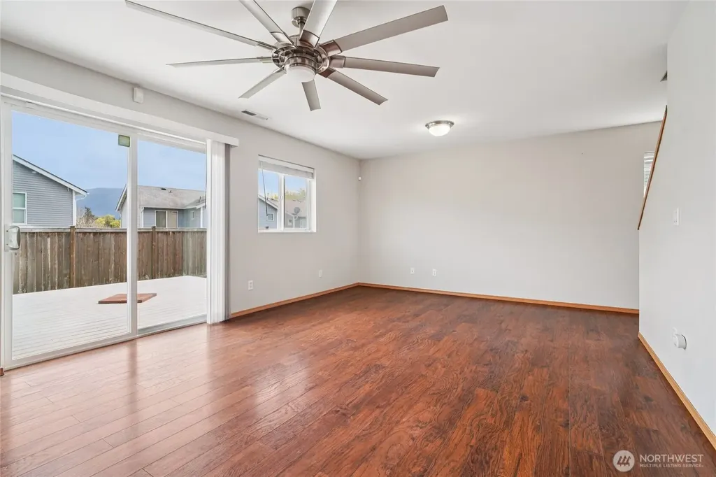 5449 Emerald Court Mount Vernon WA 98273