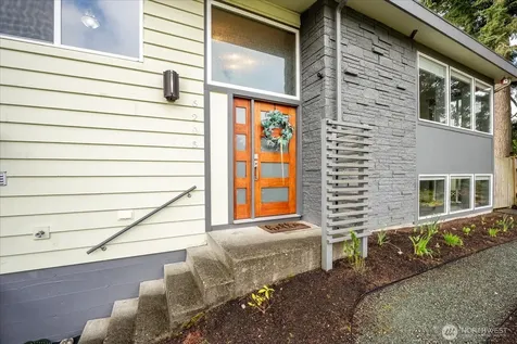 6205 NE 196th Street Kenmore WA 98028