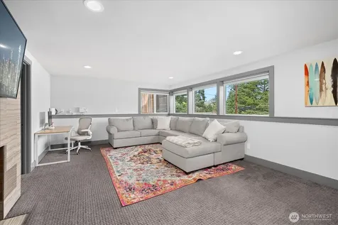6205 NE 196th Street Kenmore WA 98028