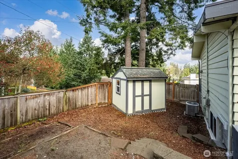 6205 NE 196th Street Kenmore WA 98028