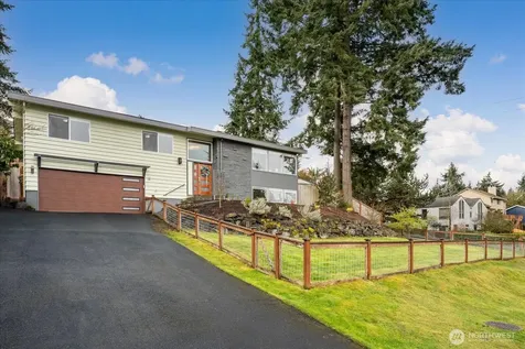 6205 NE 196th Street Kenmore WA 98028
