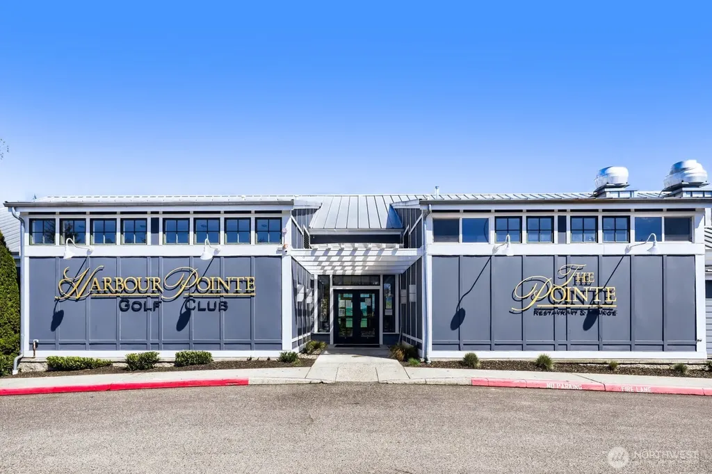 5400 Harbour Pointe Boulevard Mukilteo WA 98275