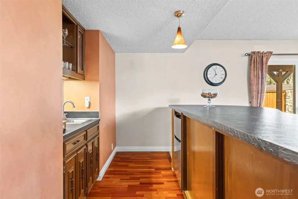 7901 Sapphire Drive SW Lakewood WA 98498
