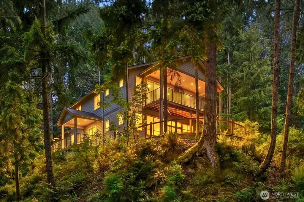 75 Louise View Drive Bellingham WA 98229