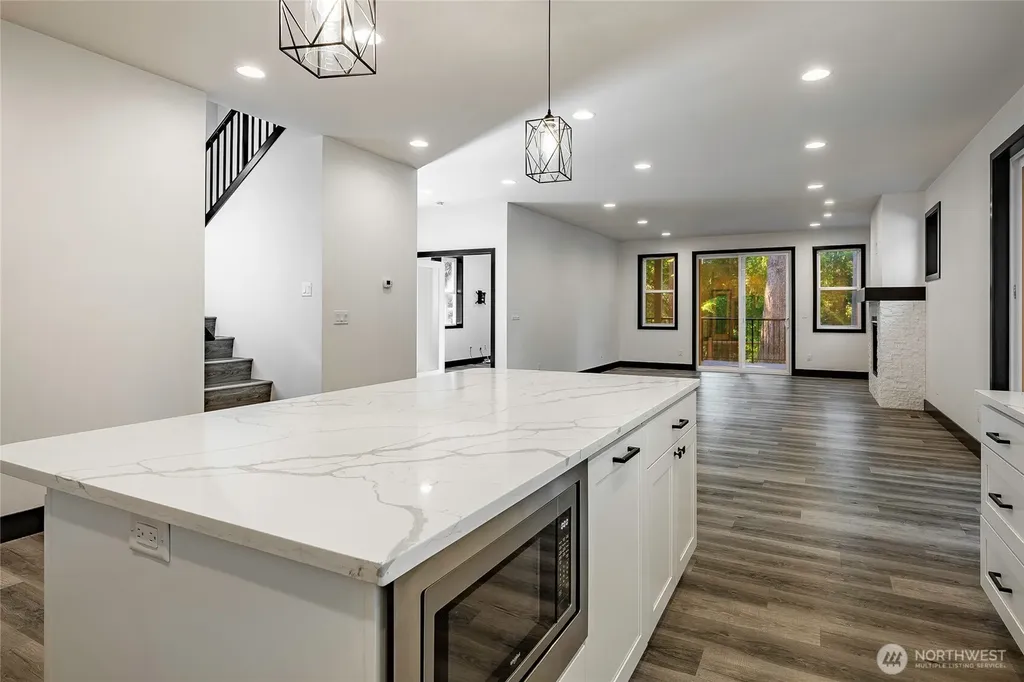 75 Louise View Drive Bellingham WA 98229