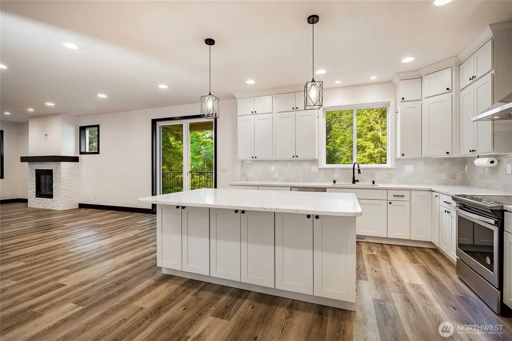 75 Louise View Drive Bellingham WA 98229