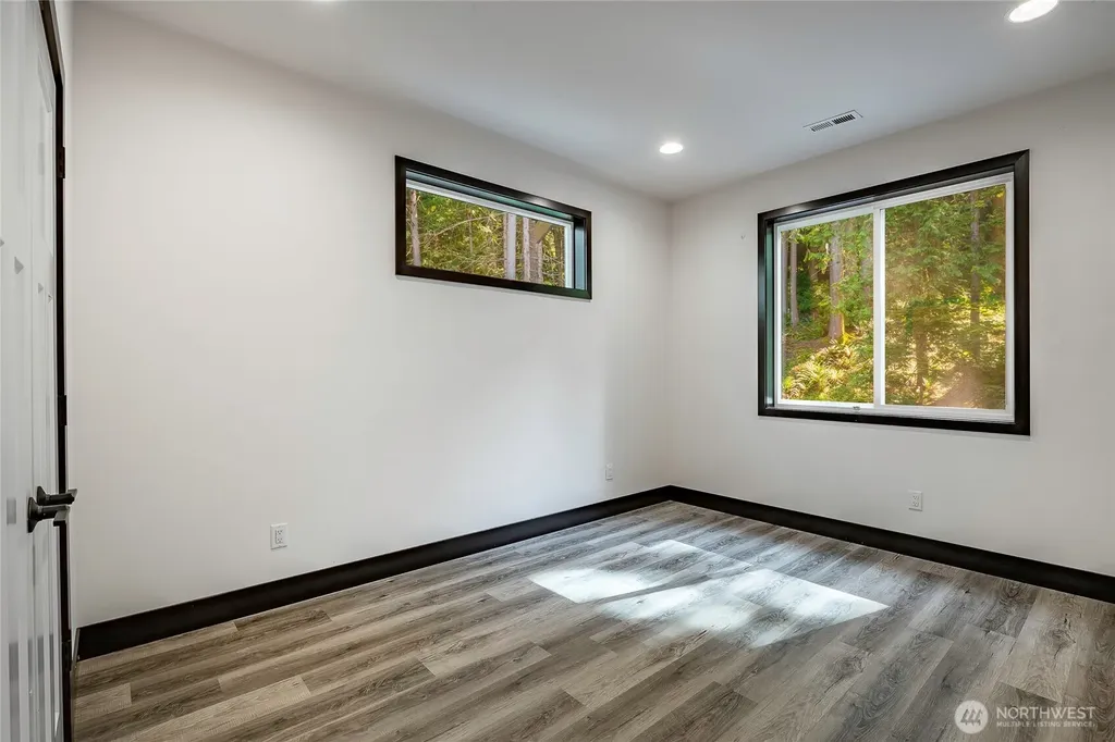 75 Louise View Drive Bellingham WA 98229