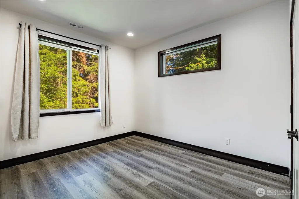 75 Louise View Drive Bellingham WA 98229