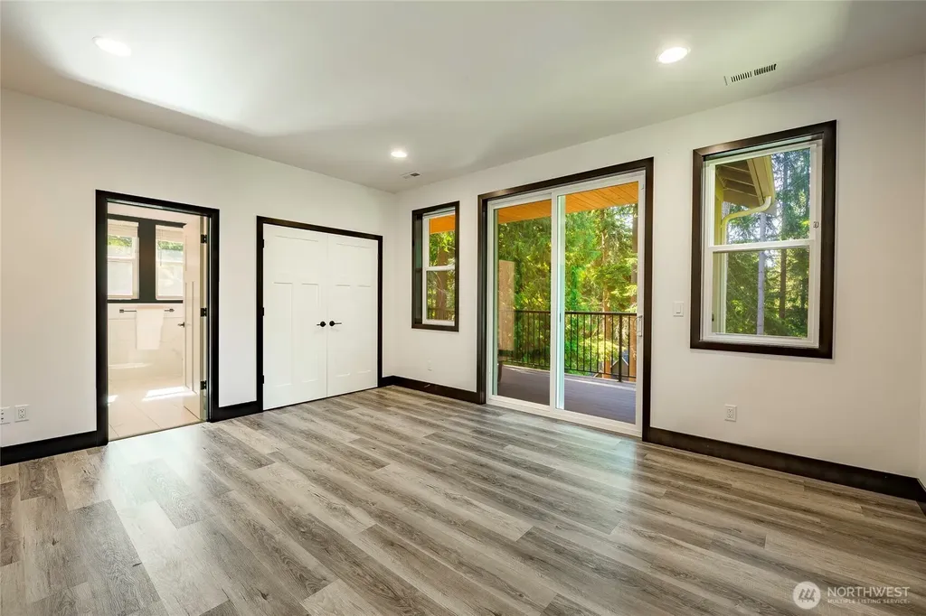 75 Louise View Drive Bellingham WA 98229