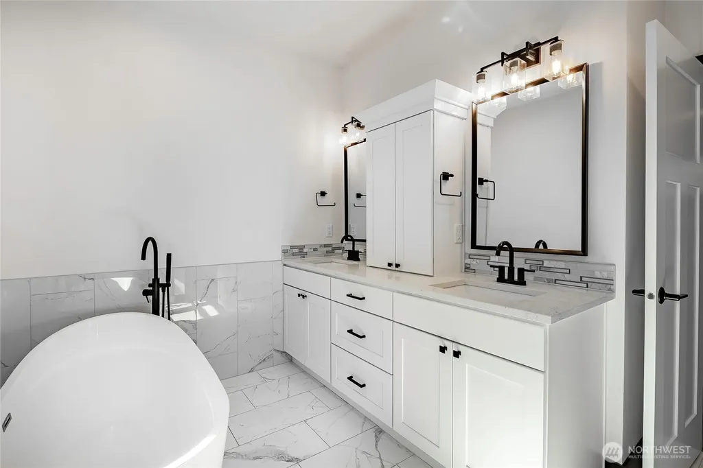 75 Louise View Drive Bellingham WA 98229