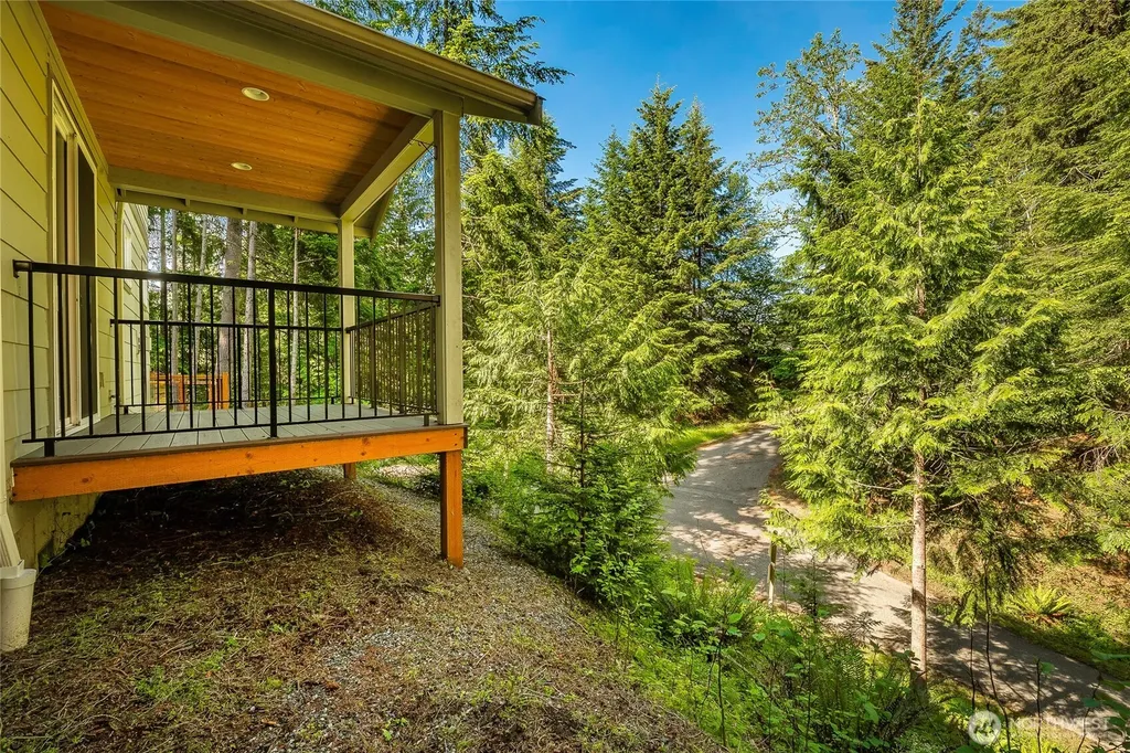 75 Louise View Drive Bellingham WA 98229