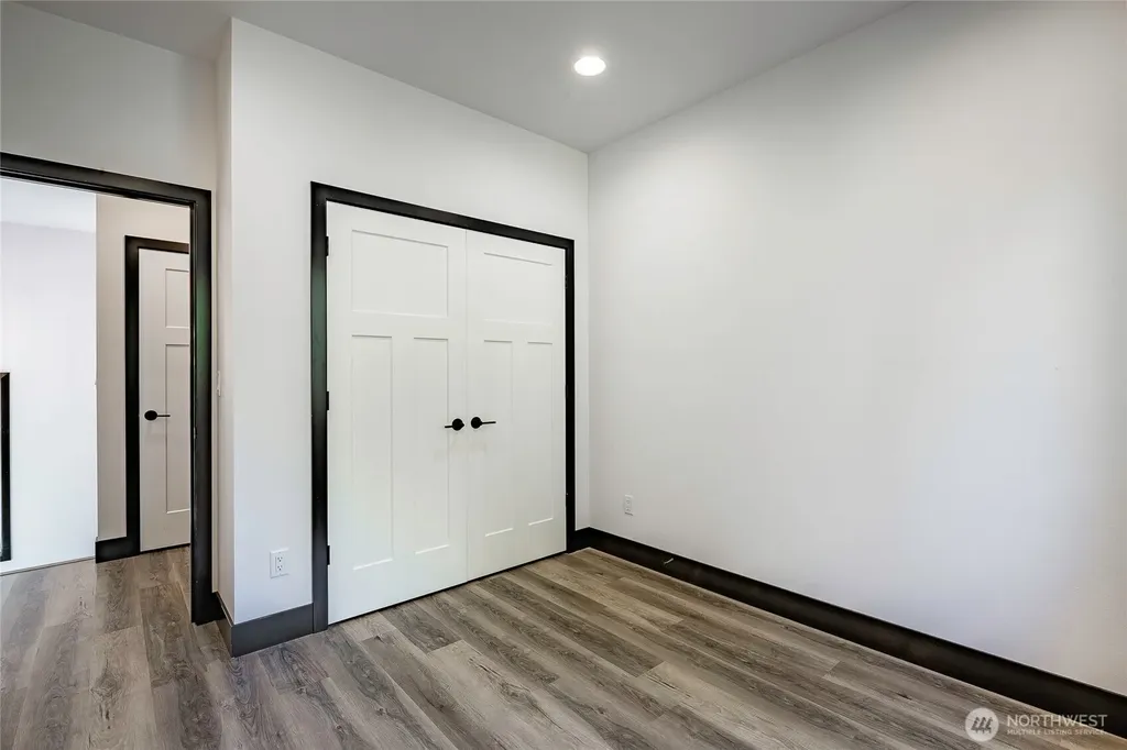 75 Louise View Drive Bellingham WA 98229