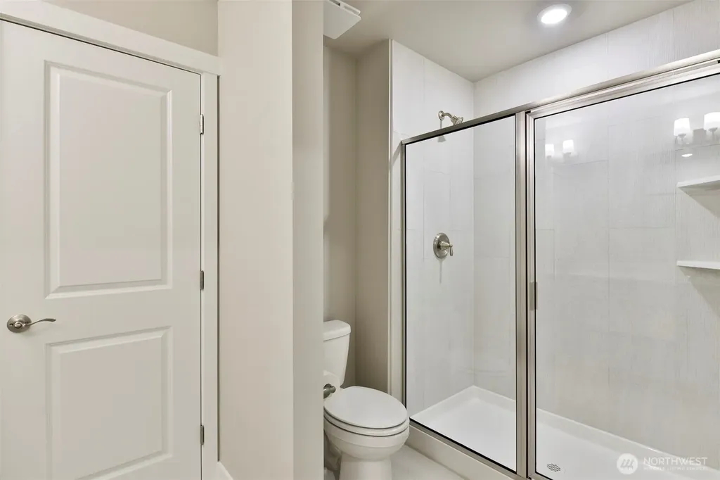 15124 87th Place E Puyallup WA 98375