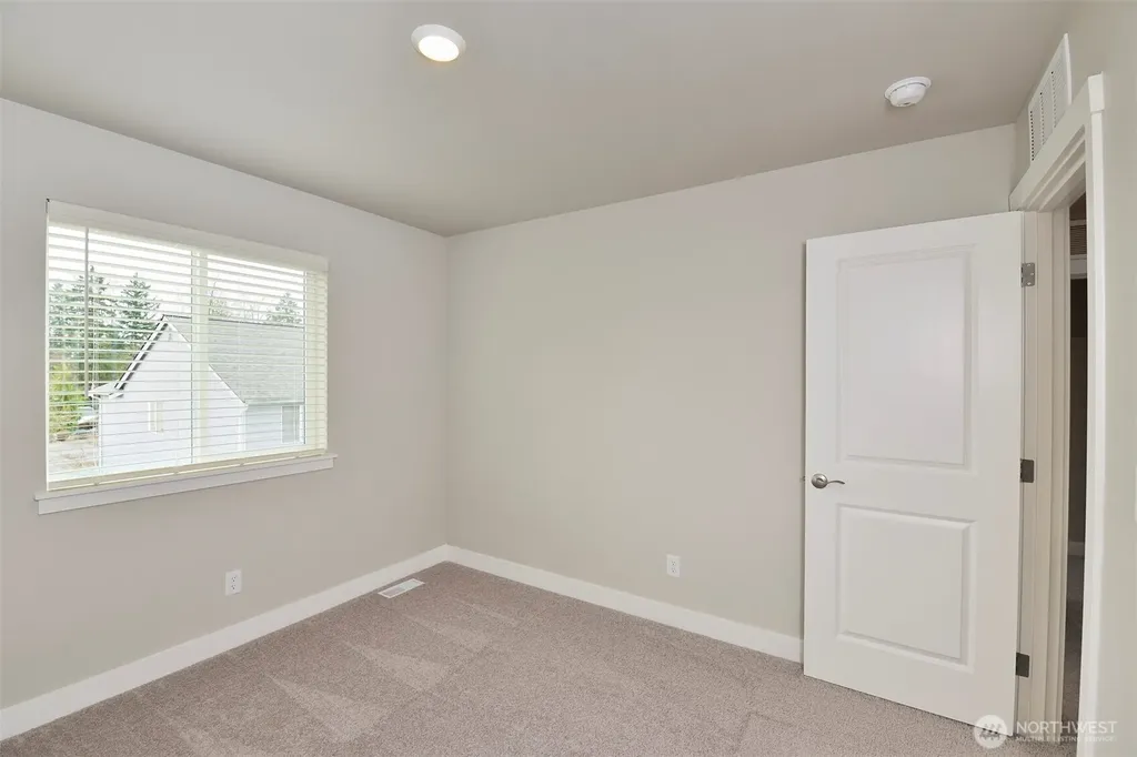 15124 87th Place E Puyallup WA 98375