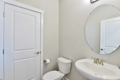 15124 87th Place E Puyallup WA 98375