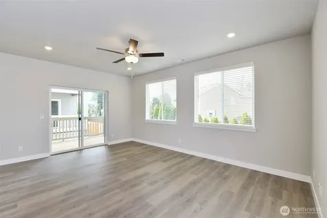 15124 87th Place E Puyallup WA 98375