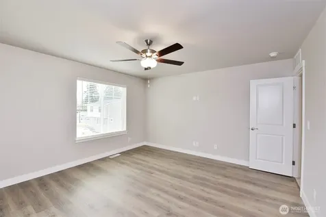 15124 87th Place E Puyallup WA 98375