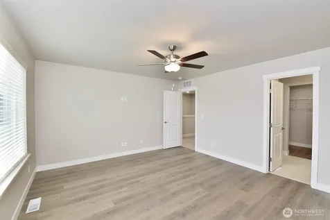 15124 87th Place E Puyallup WA 98375