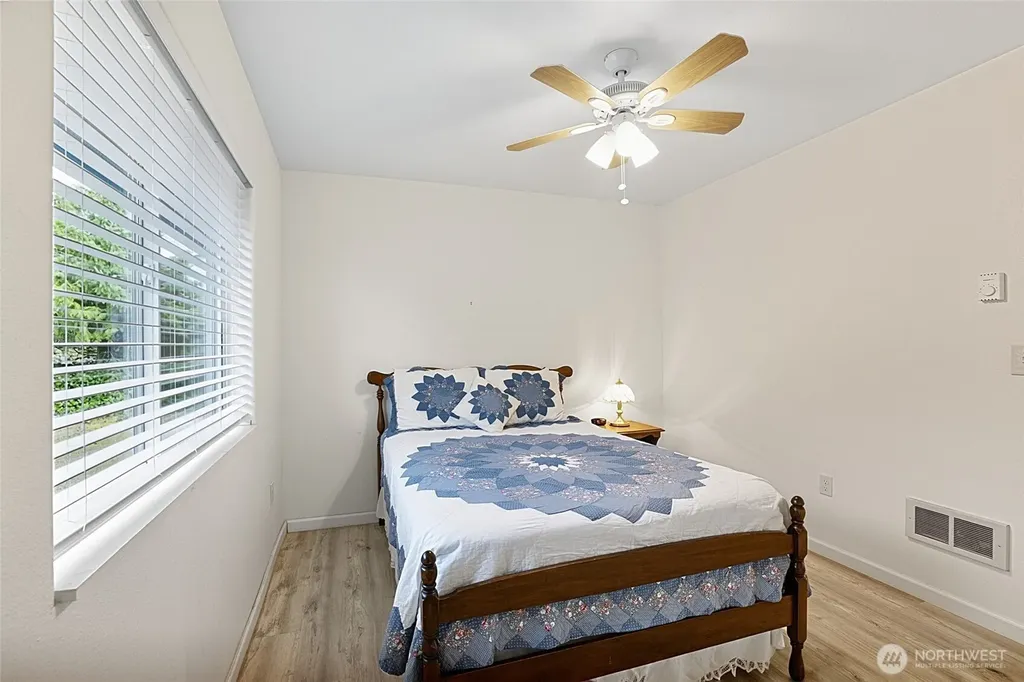 376 Sand Dune Avenue SW Ocean Shores WA 98569