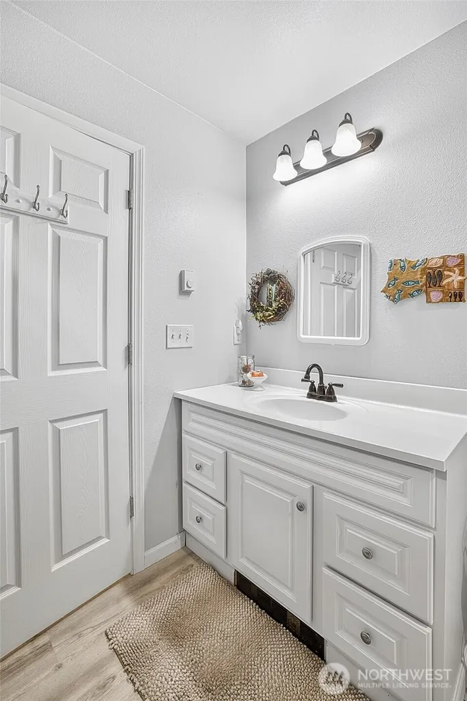 376 Sand Dune Avenue SW Ocean Shores WA 98569