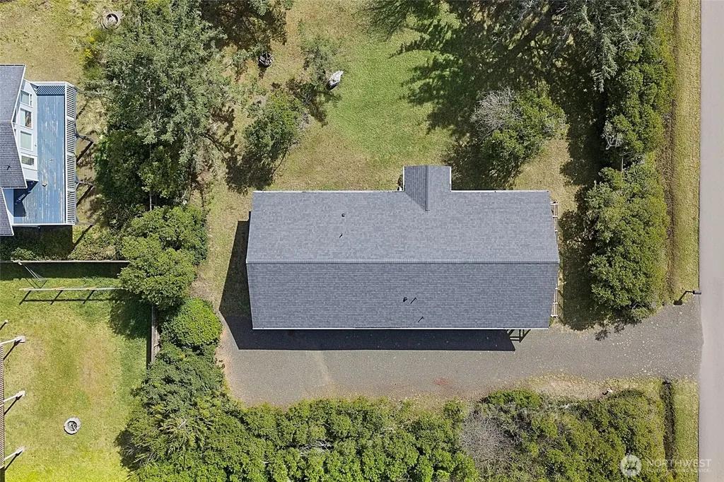 376 Sand Dune Avenue SW Ocean Shores WA 98569