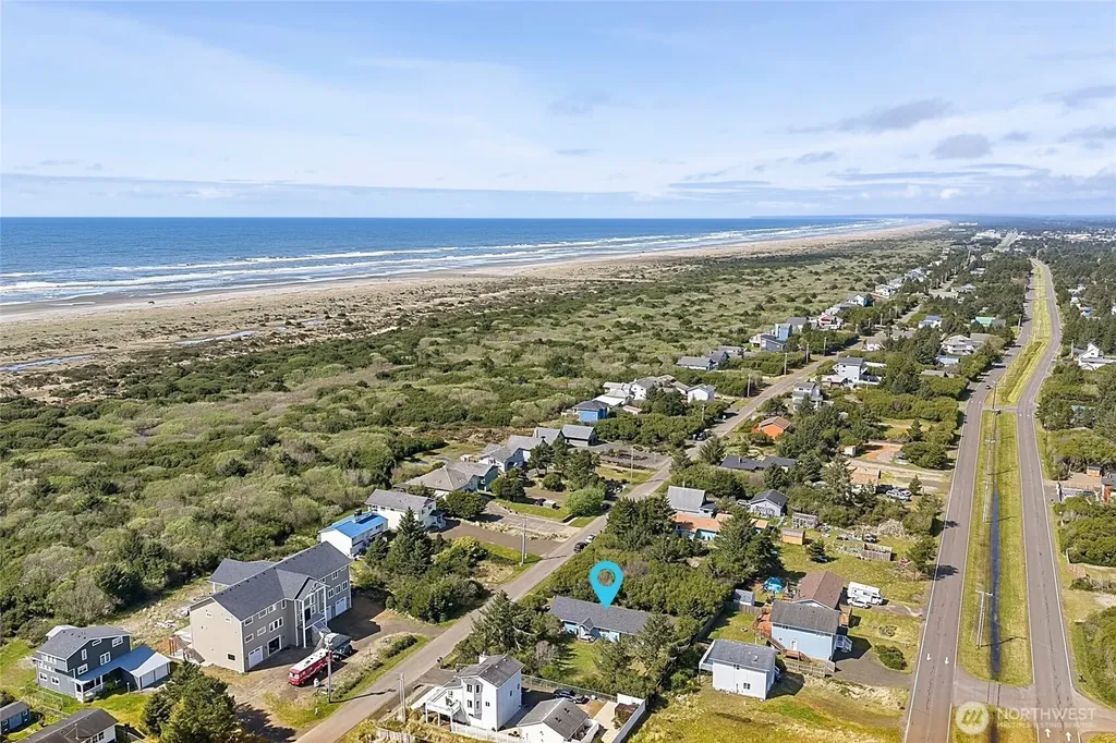 376 Sand Dune Avenue SW Ocean Shores WA 98569