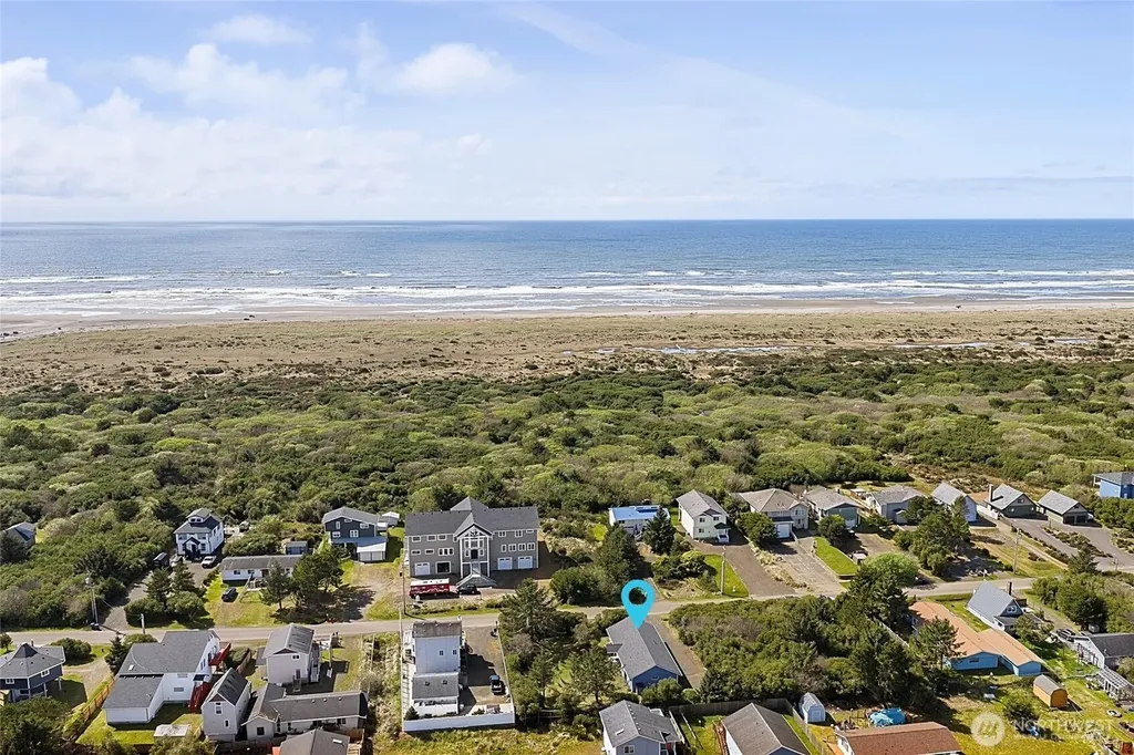 376 Sand Dune Avenue SW Ocean Shores WA 98569