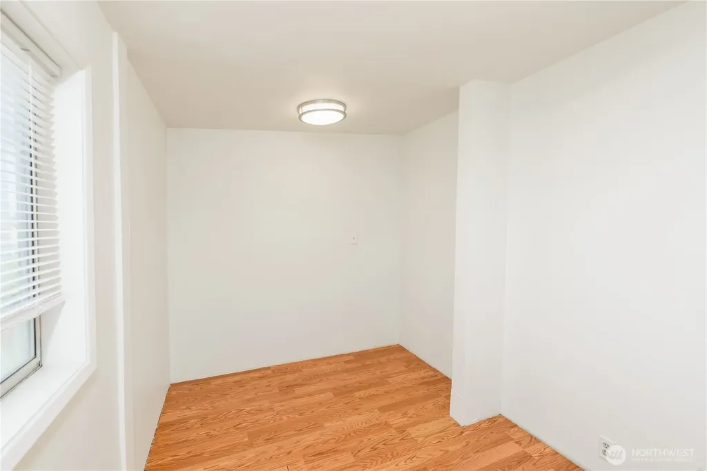 405 W Spruce Street Sequim WA 98362