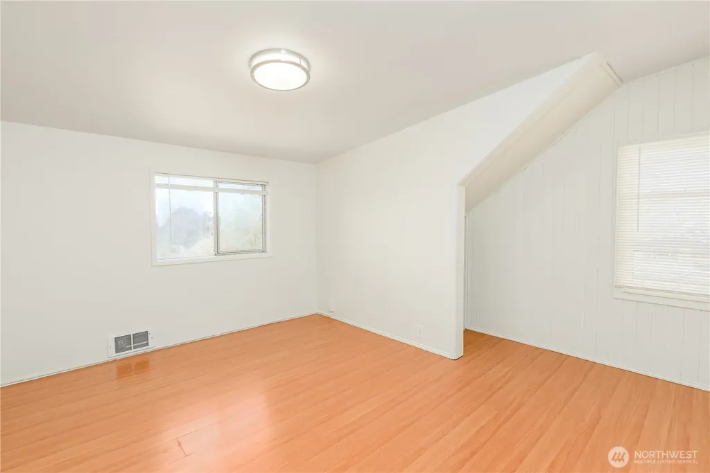 405 W Spruce Street Sequim WA 98362