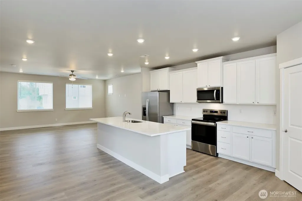 15136 87th Place E Puyallup WA 98375