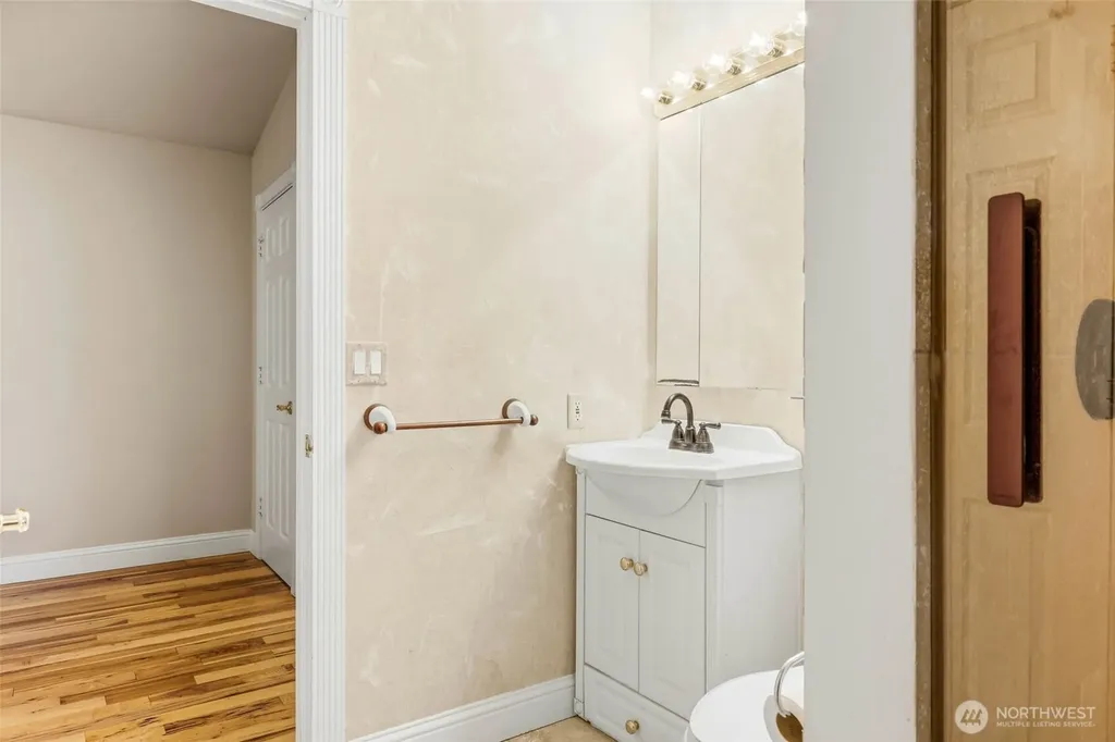 3413 Eastlake Drive West Richland WA 99353