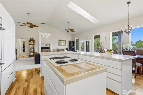 3413 Eastlake Drive West Richland WA 99353