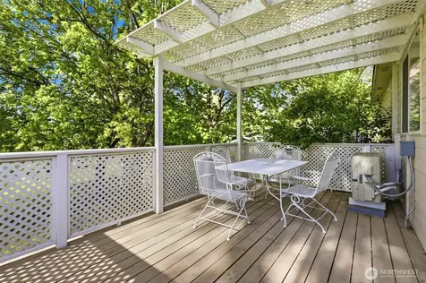 3413 Eastlake Drive West Richland WA 99353