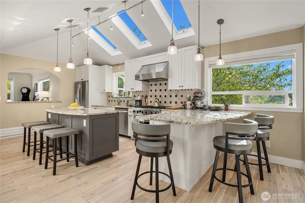 4014 SW 98th Street Seattle WA 98136