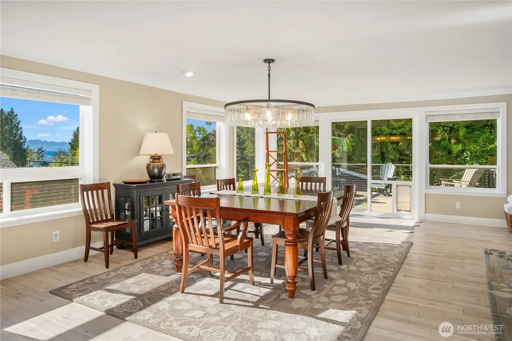 4014 SW 98th Street Seattle WA 98136