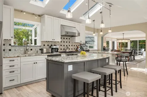 4014 SW 98th Street Seattle WA 98136