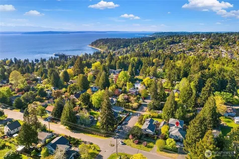 4014 SW 98th Street Seattle WA 98136