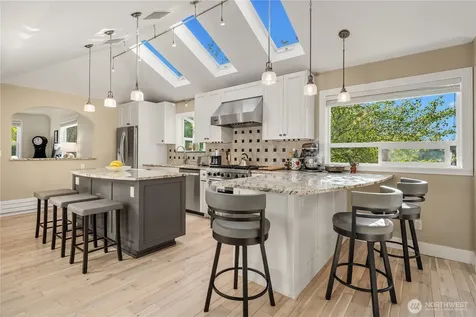 4014 SW 98th Street Seattle WA 98136
